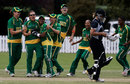 Charlize van der Westhuizen is congratulated for the wicket of Suzie Bates, New Zealand v South Africa, Group A, women's World Cup, Bradman Oval, Bowral, March 12, 2009