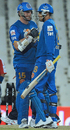 Graeme Smith and Yusuf Pathan strategise during the chase, Delhi Daredevils v Rajasthan Royals, IPL, 18th match, Centurion, April 28, 2009