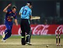 Cornelius de Villiers bowls Rory Hamilton-Brown to seal victory in the eliminator, Eagles v Sussex, Group B, Champions League Twenty20, Delhi, October 13, 2009