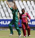 Dane van Niekerk took 3 for 25 against West Indies, South Africa v West Indies, 2nd women's ODI, Newlands, October 18, 2009