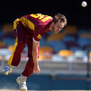 Nathan Rimmington toils hard, Queensland Bulls v Western Australia Warriors, Ford Ranger Cup, Brisbane, October 24, 2009