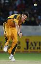 Clint McKay in his delivery stride, India v Australia, 5th ODI, Hyderabad, November 5, 2009