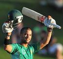 JP Duminy's celebrates his hundred, South Africa v Zimbabwe, 2nd ODI, Centurion, November 10, 2009