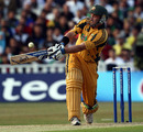 Mike Hussey kept Australia in the game with 25 off 14 balls, Pakistan v Australia, 2nd Twenty20, Edgbaston, July 6 2010