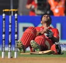 Ashish Bagai suffered cramps, Canada v New Zealand, World Cup 2011, Group A, Mumbai, March 13 2011