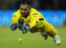 MS Dhoni dropped Dinesh Karthik, Kings XI Punjab v Chennai Super Kings, IPL 2011, Mohali, April 13, 2011