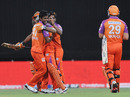 The Kochi fielders celebrate their maiden IPL win, Mumbai Indians v Kochi Tuskers Kerala, IPL 2011, Mumbai, April 15, 2011