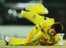 Suresh Raina makes a diving stop, Chennai Super Kings v Delhi Daredevils, IPL 2011, Chennai, May 12, 2011