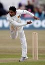 Tillakaratne Dilshan bowls, Middlesex v Sri Lankans, Tour match, Uxbridge, May 14, 2011