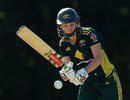 Leah Poulton scored a brisk fifty, Australia Women v New Zealand Women, Rose Bowl, 2nd ODI, Brisbane, June 14, 2011