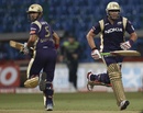 Jacques Kallis and Gautam Gambhir run during their partnership, Kolkata Knight Riders v Warriors, CLT20, Bangalore, October 1, 2011