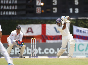 Highlights : Sri Lanka vs England 2nd Test - 1st Day at P Sara 03/04/2012