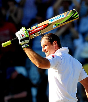 England captain Andrew Strauss recorded his second century in consecutive Tests