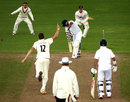 Craig Overton bowled Vernon Philander, Somerset v South Africans, Tour match, Taunton, 2nd day, July 10, 2012