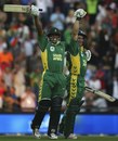 Makhaya Ntini and Mark Boucher celebrate after chasing 434, South Africa v Australia, 5th ODI, Johannesburg, March 12, 2006