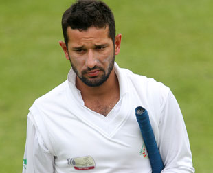 Scrappy Afghanistan secure draw.