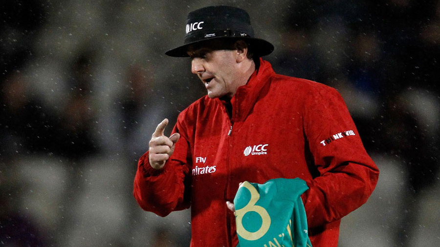 Umpires consider protective head visors Cricket