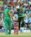 Umar Gul saw off Faf du Plessis, South Africa v Pakistan, 2nd T20I, Centurion, March 3, 2013