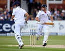 NZ straitjacket England on slow day