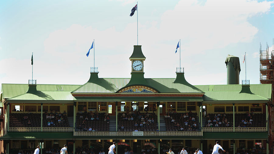 Graeme Swann bowls against the backdrop of the SCG pavilion Graeme Swann bowls against the backdrop of the SCG pavilion