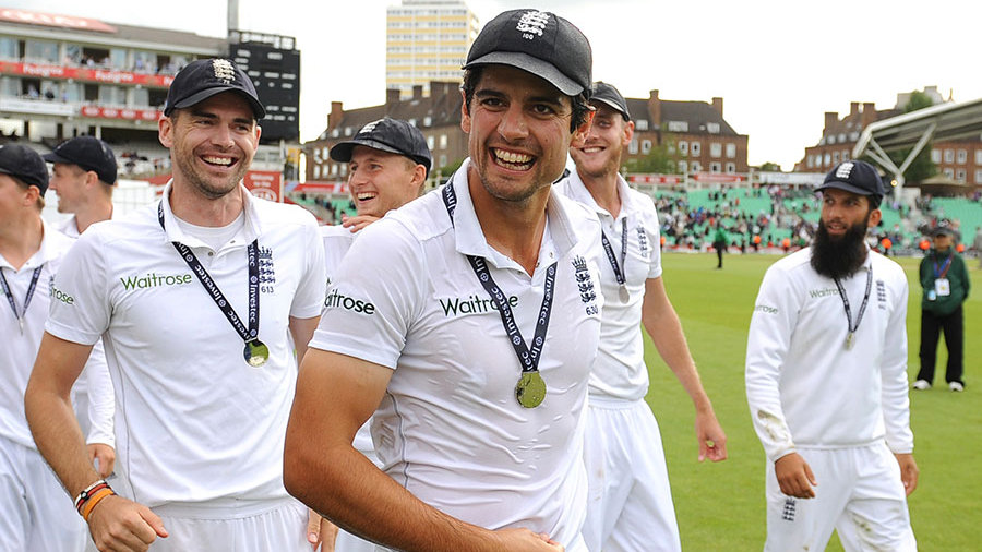 Alastair Cook leads England on their lap of honour Alastair Cook leads England on their lap of honour