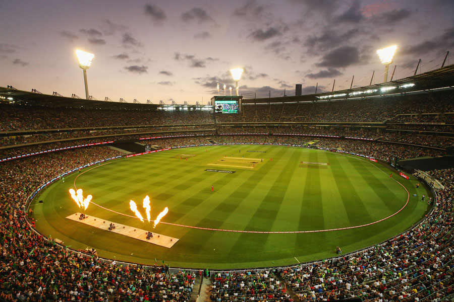 Melbourne derby sees record BBL crowd Cricket