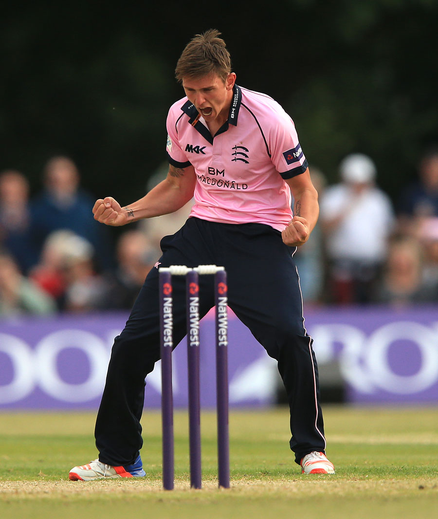 Podmore's great day scuppers Sussex thumbnail