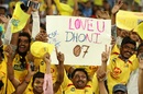 Dhoni gets rousing welcome from Pune