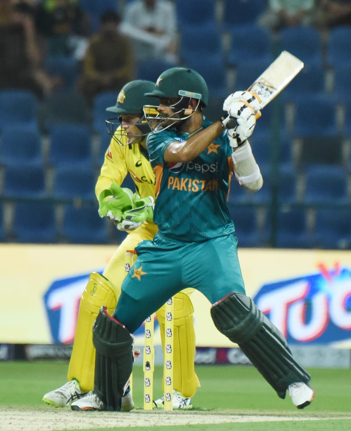 Pakistan vs Australia 2018: 1st T20I - All-Round Pakistan Takes 1-0 Lead With a Convincing Win