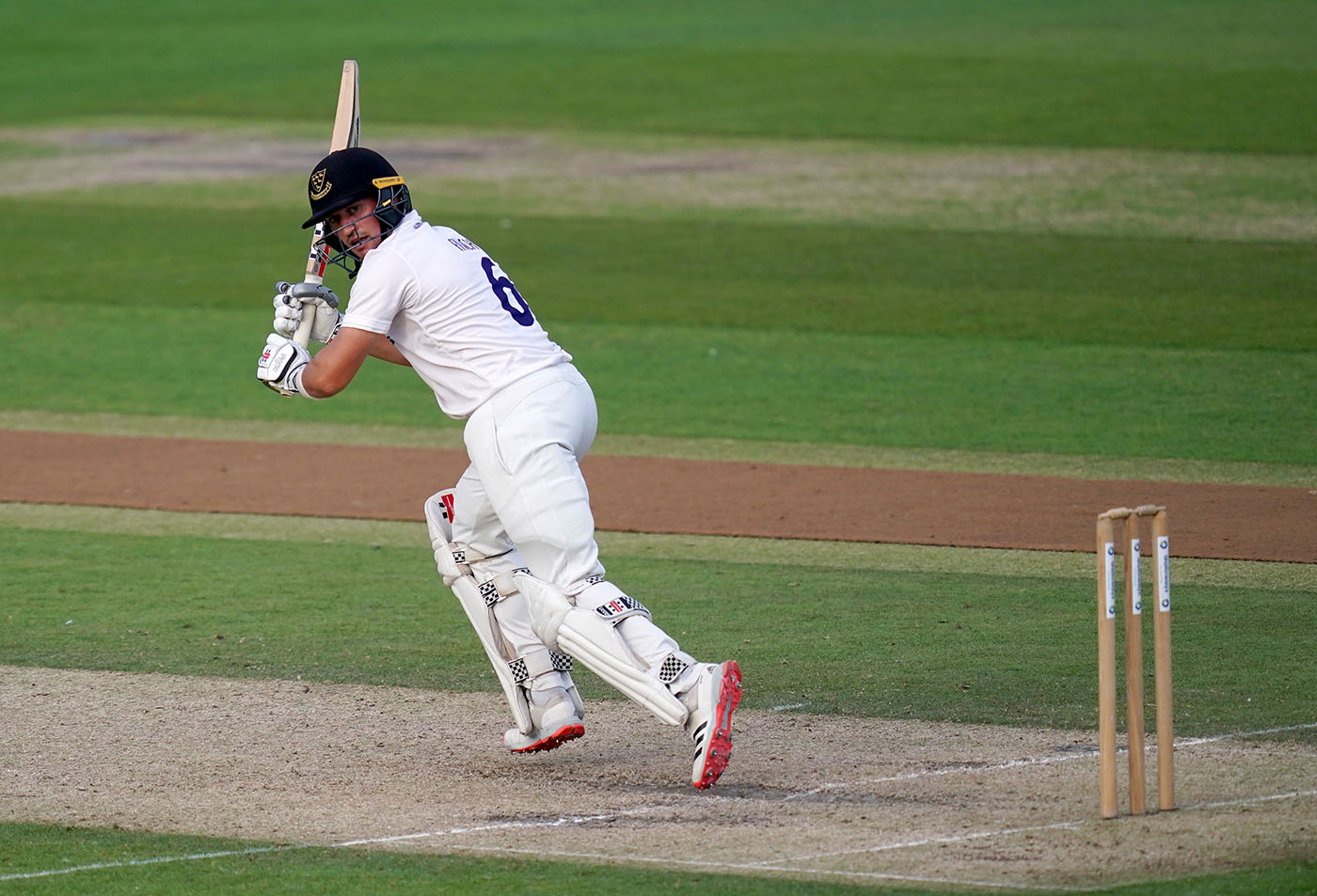 Kent cobble together defendable total as Glamorgan face tense final-day chase