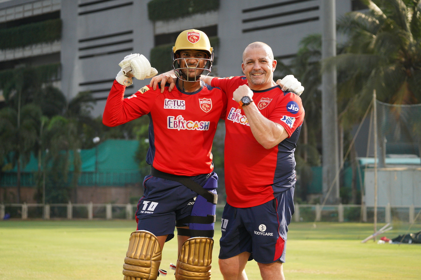 Sri Lanka appoint Julian Wood and Rene Ferdinands as batting and spin-bowling coaches