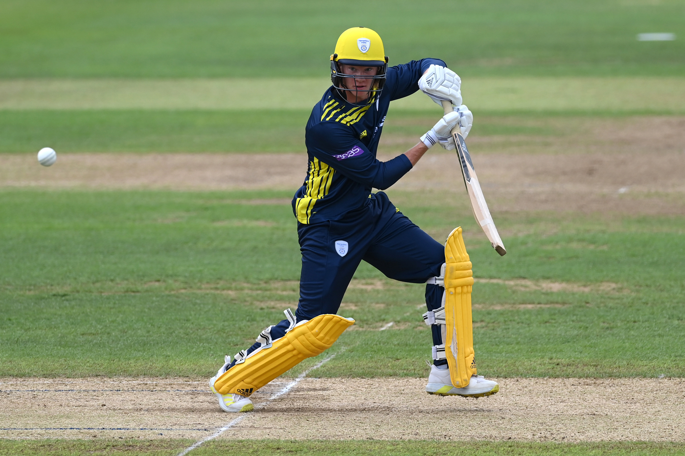 Tom Prest, Ashtoush Sharma thrive to see Hampshire past Yorkshire