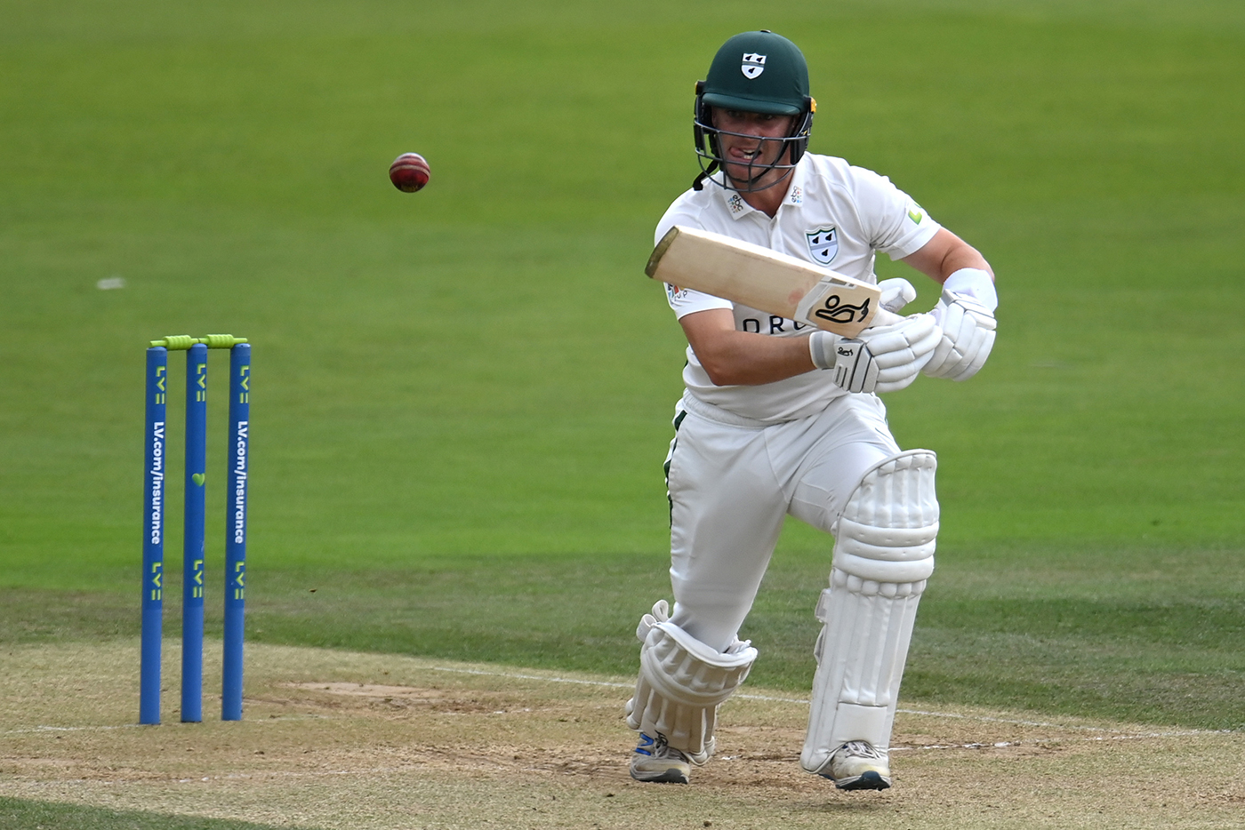 Libby makes twin hundreds as Worcestershire chase comes close