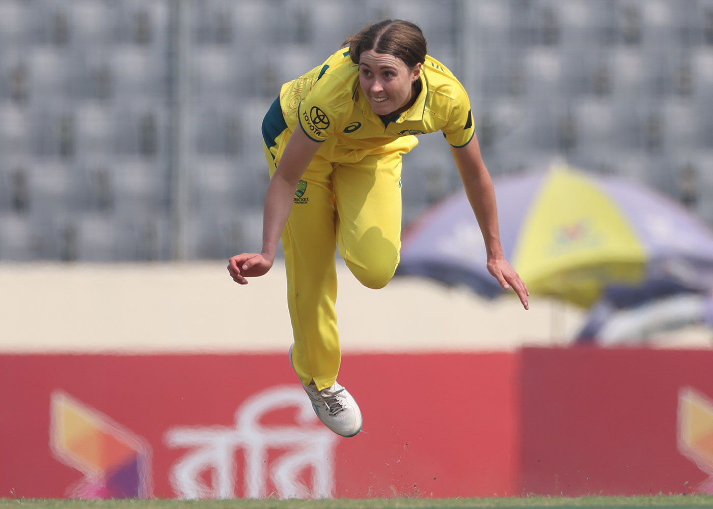 Tayla Vlaeminck 'shattered' to miss another WBBL