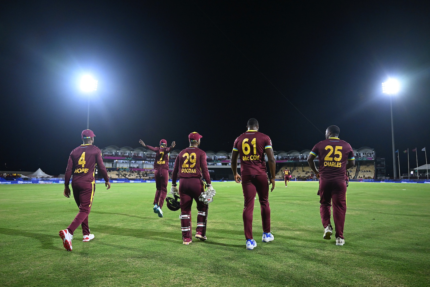 Clash of heavyweights as defending champions take on hosts