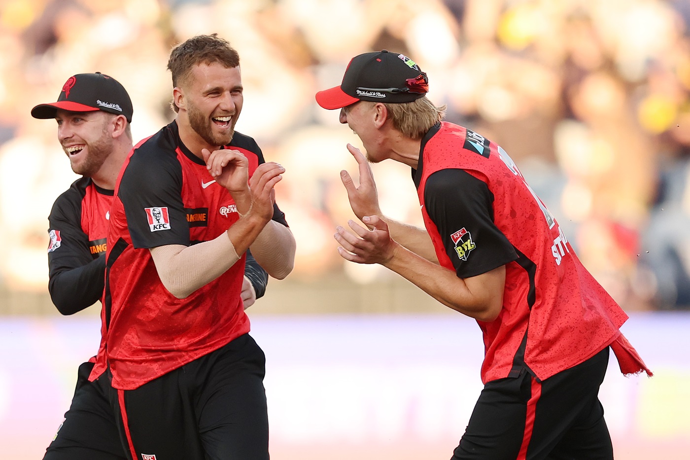 Fergus O'Neill moves to Sydney Sixers amid talk over Victoria future