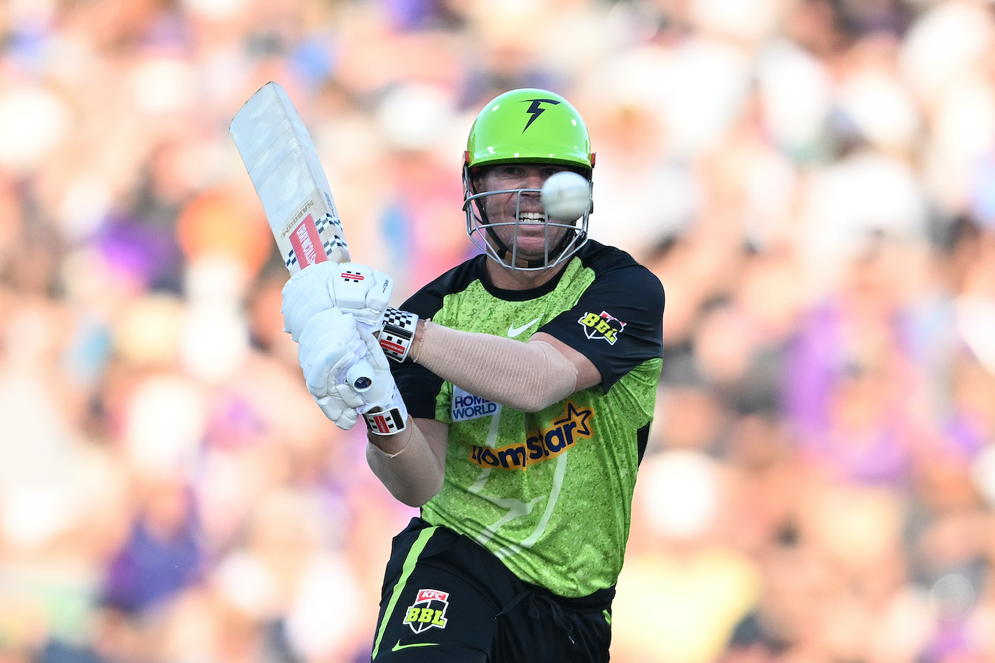 Warner open to taking on middle-order role for Thunder