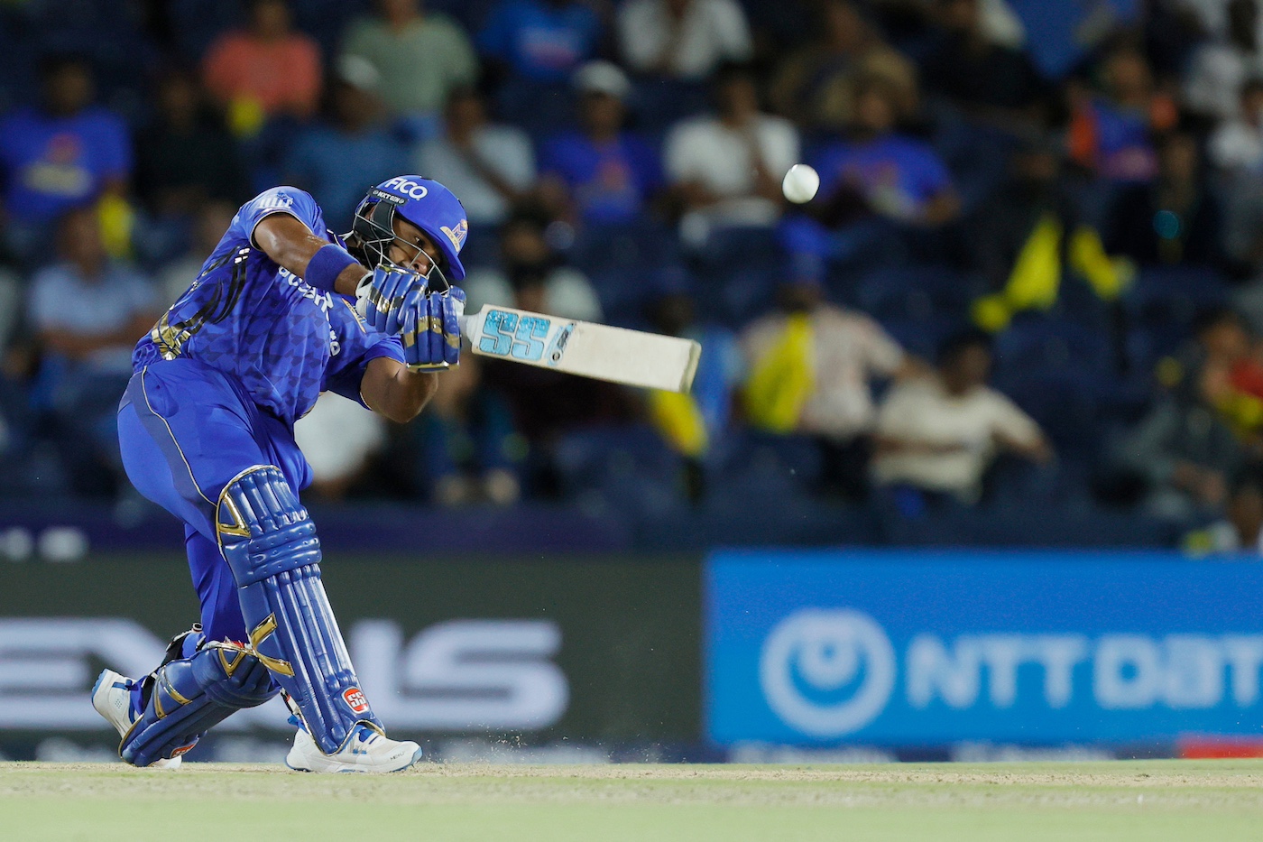 LAKR lose 10 for 50 after Pooran rescues MI New York
