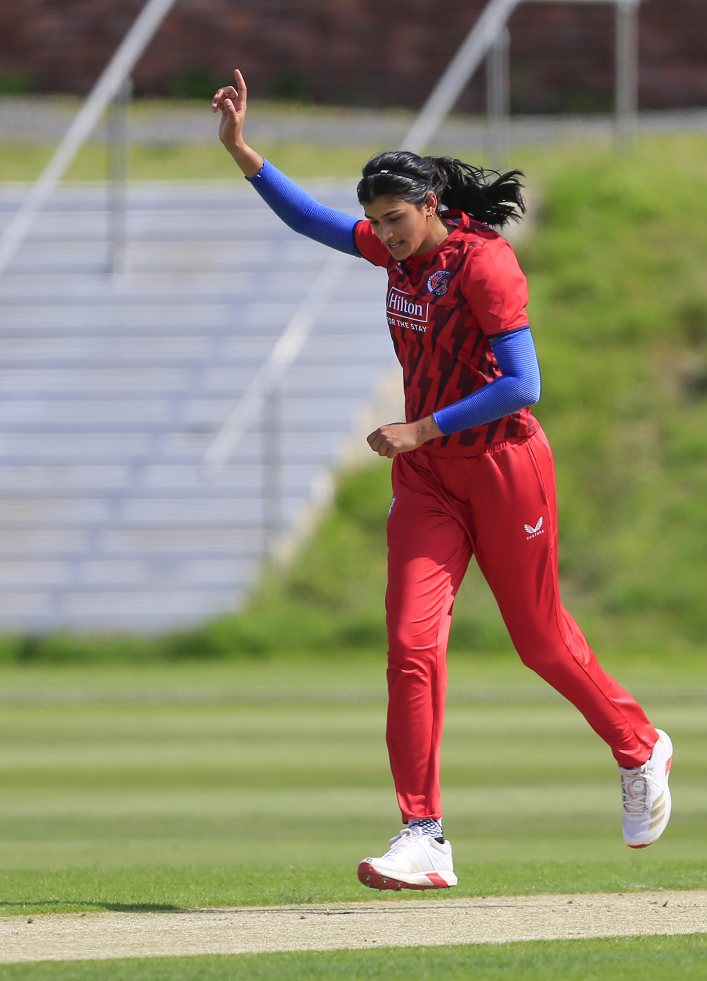 King six secures tie after Luff, Wellington give Somerset glimpse of victory
