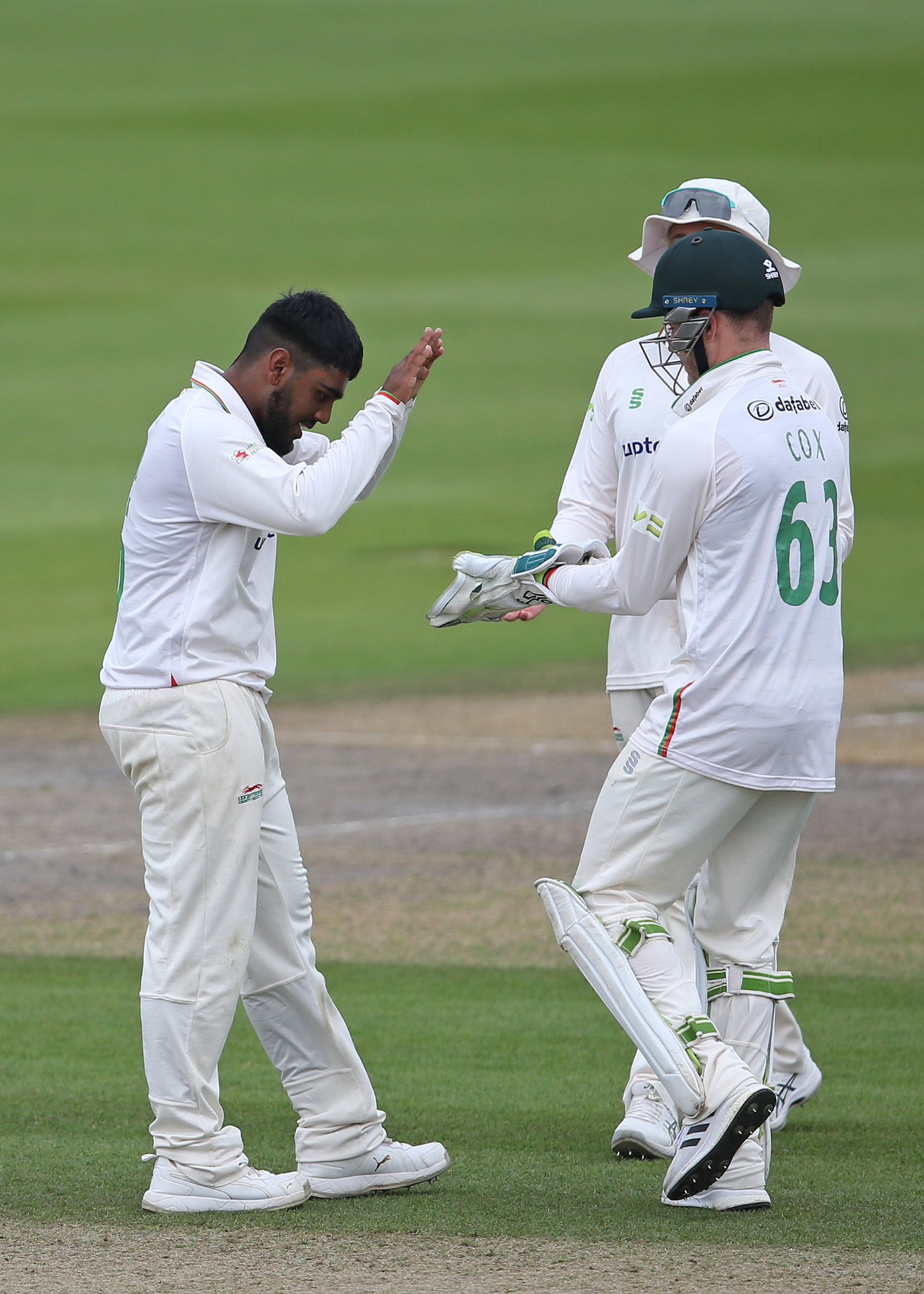 Rehan's six of the best puts Leicestershire in total control
