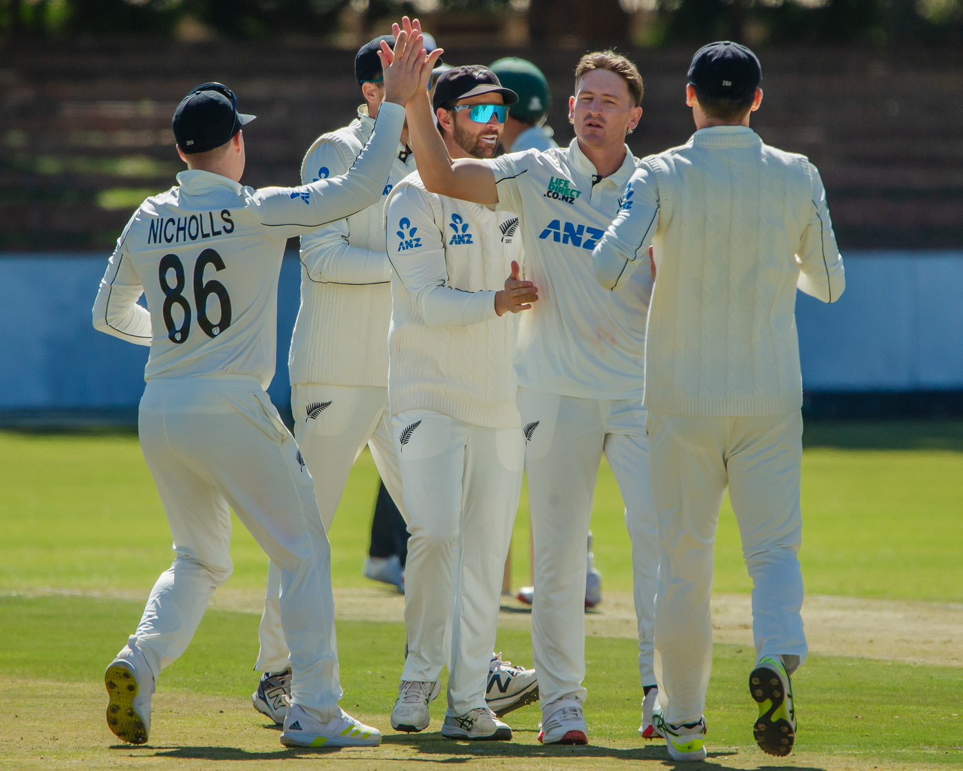 Smith ruled of second Zimbabwe Test, Foulkes called up as replacement