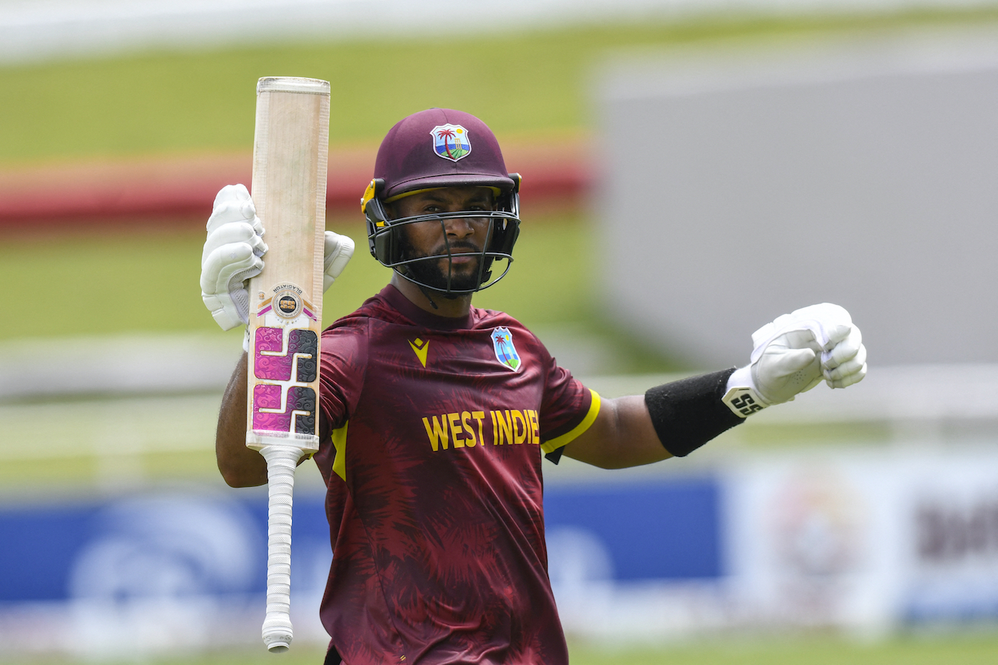 Hope, Seales flatten Pakistan to break West Indies' 34-year drought