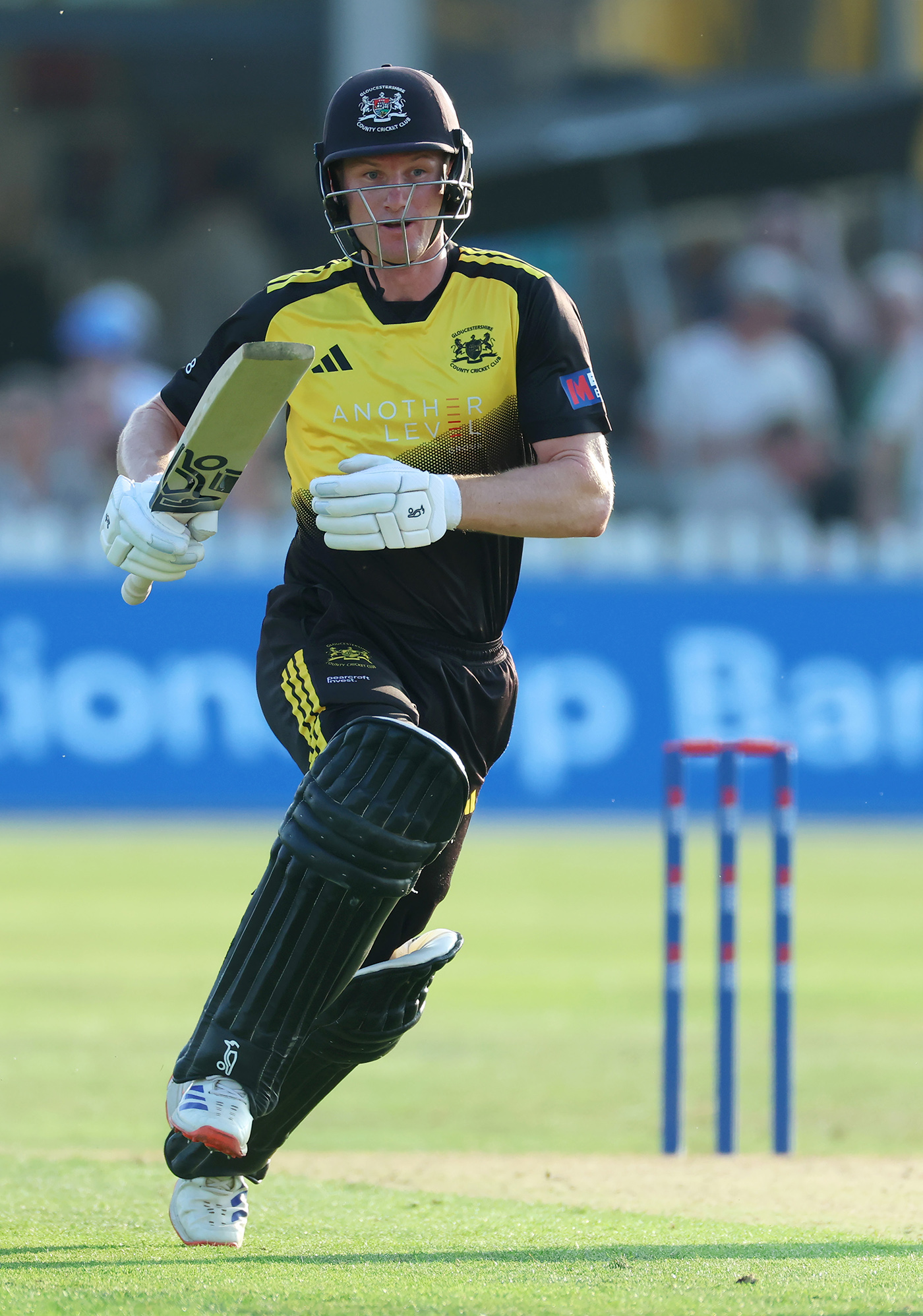 Bancroft century boosts Gloucestershire's unbeaten streak
