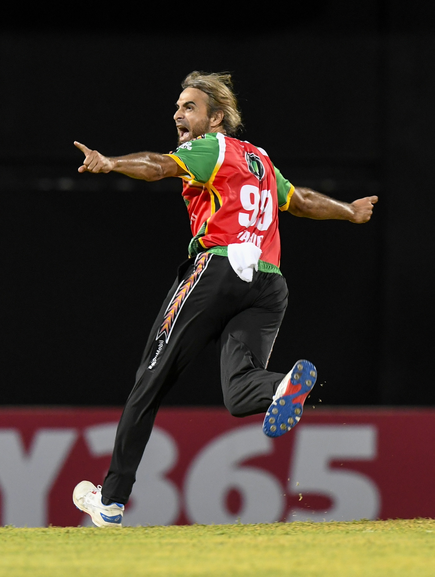 Nabi four-for and Hope 56* give Amazon Warriors winning start
