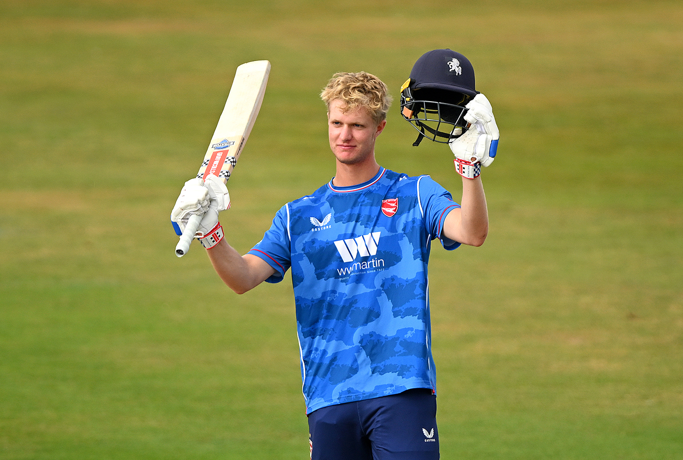 Dawkins, Evison drive Kent to emphatic seven-wicket win
