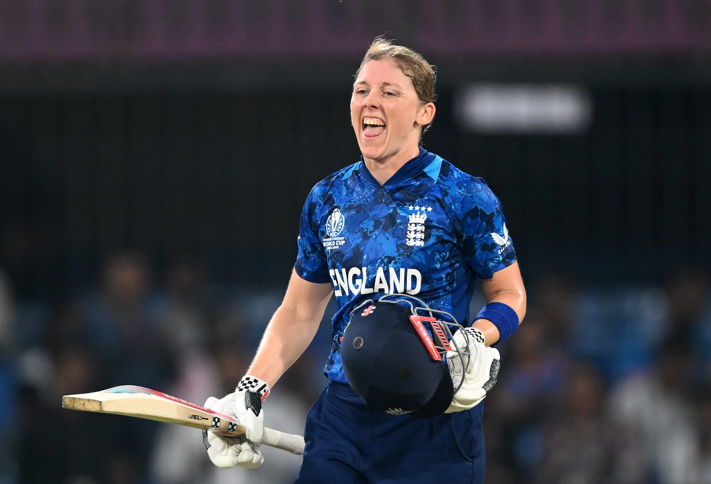 England in semi-finals after India unravel in tense finish thumbnail