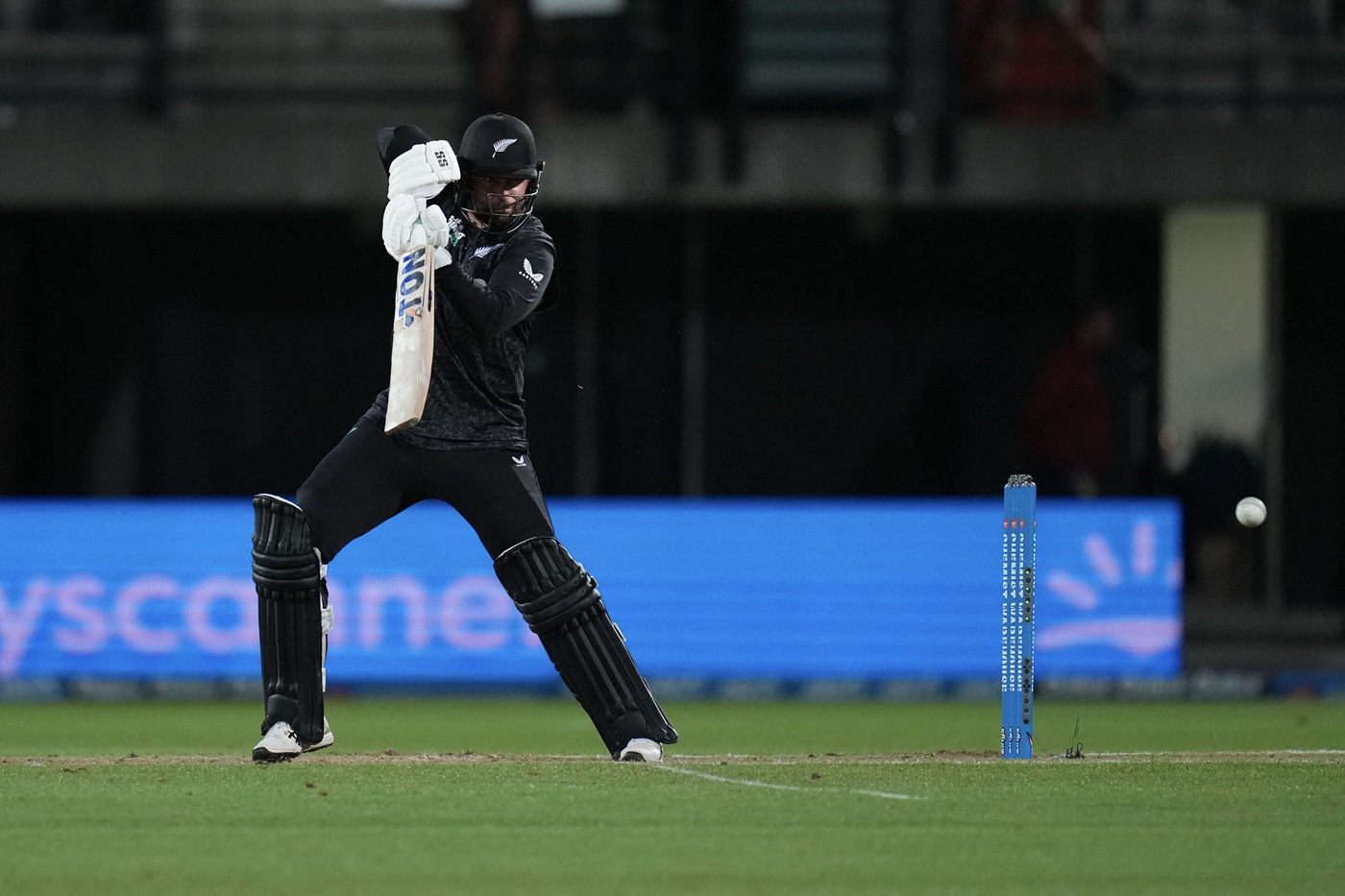 Conway and Santner outdo Hope's 109 to seal it for New Zealand