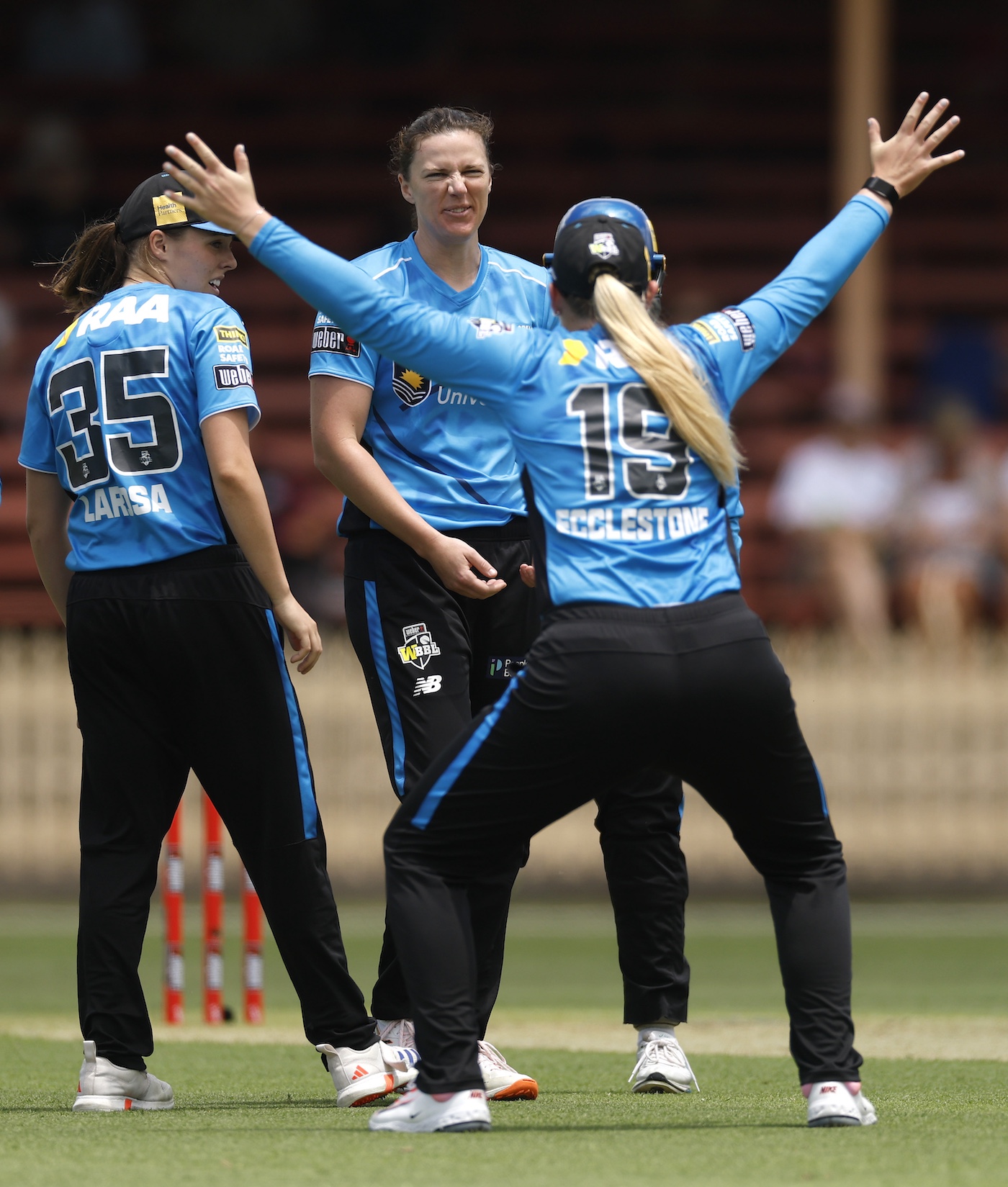 McGrath seals Strikers' win, keeps Heat winless