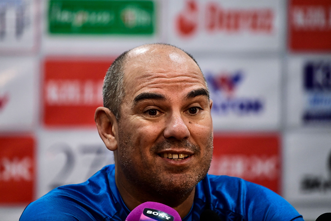 Hampshire appoint Russell Domingo as head coach