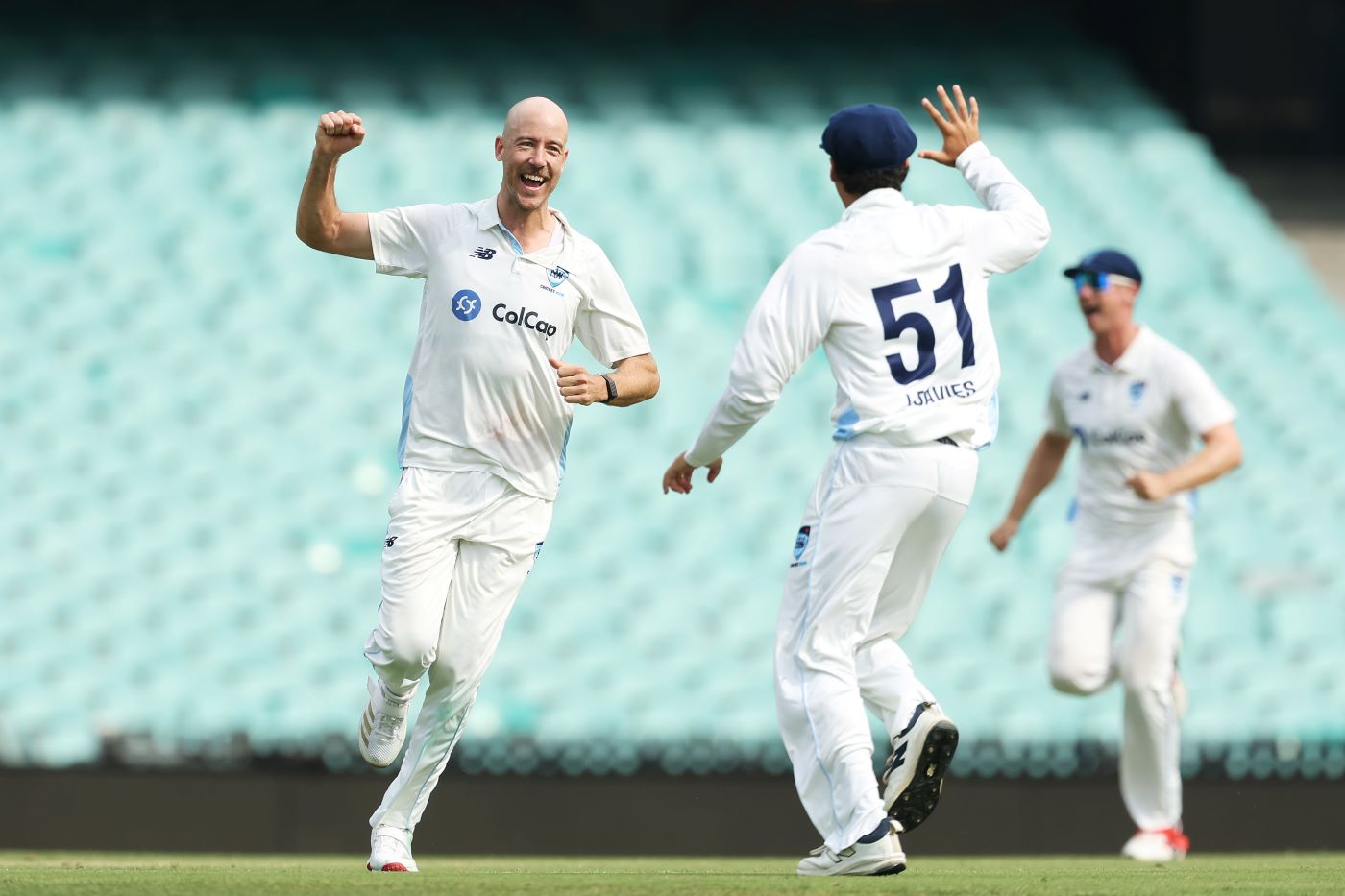 Stobo's stunning spell helps NSW seize control at SCG